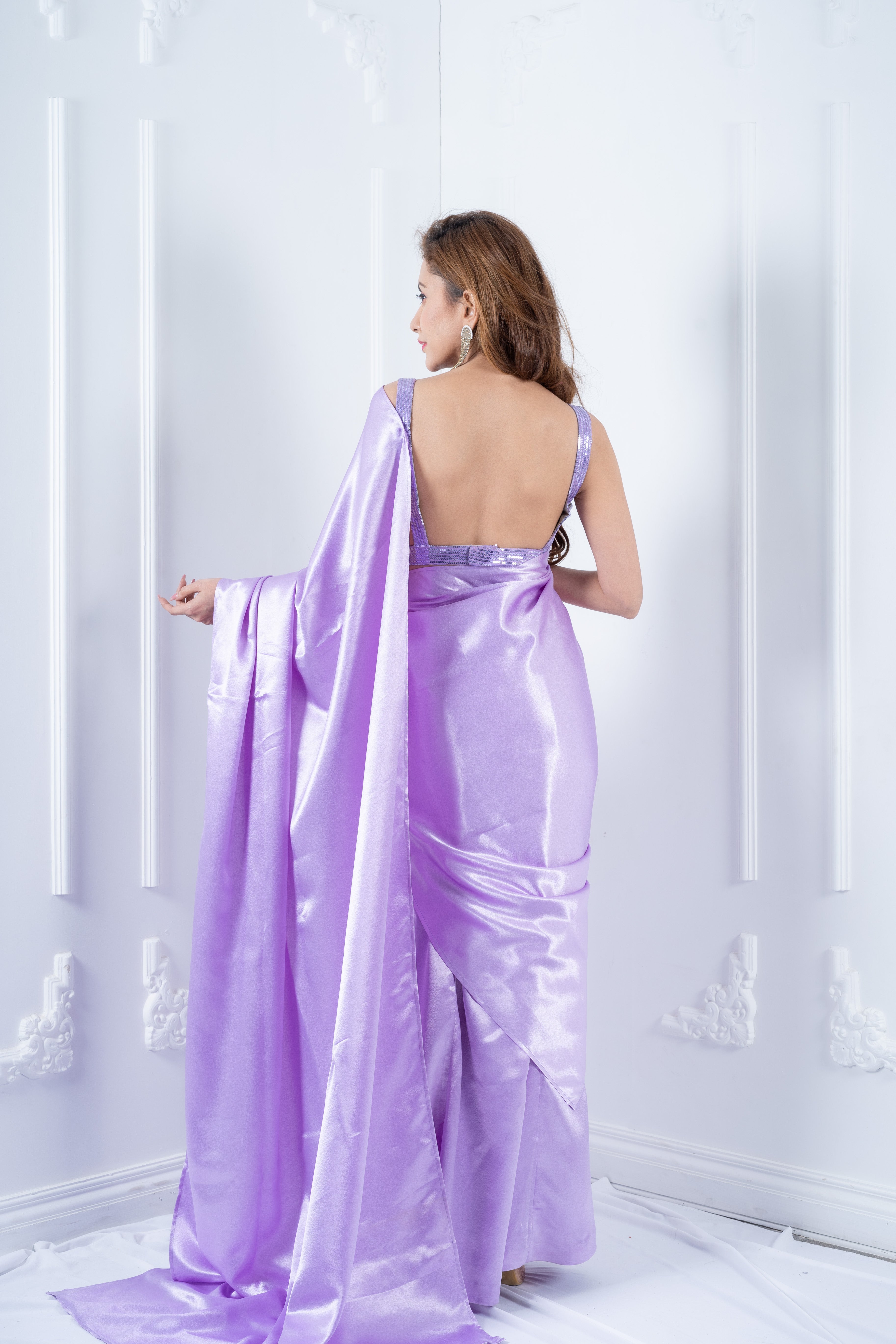 Lavender fish cut satin saree
